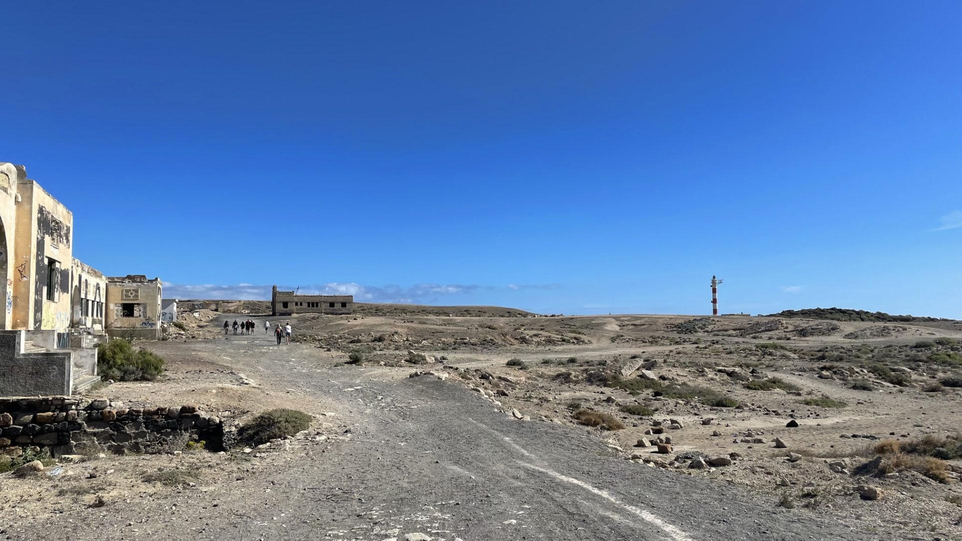 Leuchtturm Faro de Punta de Abona im Hintergrund